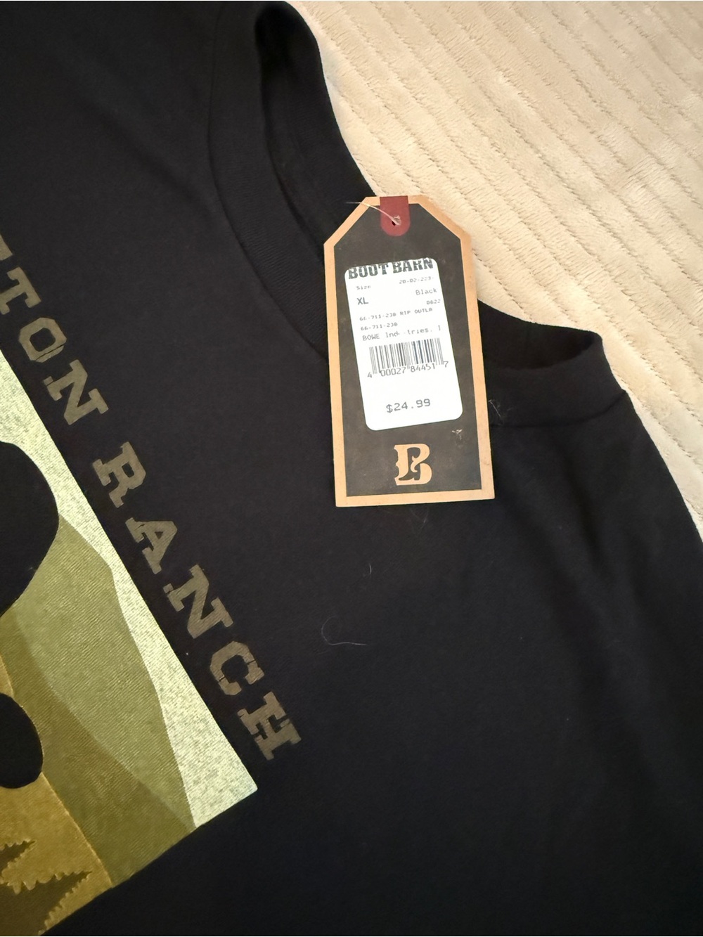 Dutton Ranch RIP Graphic Tee - Black - Picture 6 of 6
